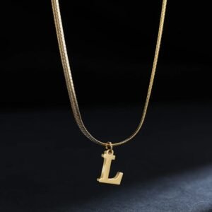 Collar con Colgante L - Charlottes House