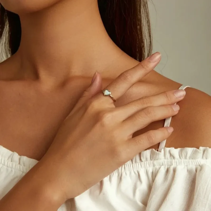Nuevo #Anillo Favorito A La Vista! ✨, Dale Un Flechazo Directo Al Corazón 💘 Con Nuestro Anillo Abierto Flecha Y Corazón Brillante En Plata 925. Diseñado Para Mujeres Que Aman Lo Delicado, Moderno Y